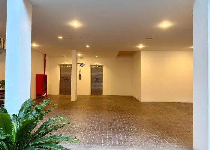 Maison Hotel 3*